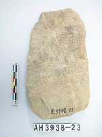 藏品(大型斜刃打製石斧)的圖片